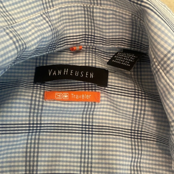 2 Men's Size S/P Van Heusen 14-14.5 Dress Shirts​ - Picture 3 of 12